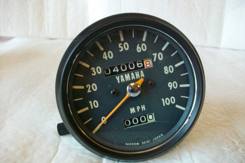 Yamaha dt-400 dt-360 dt-250 good original speedo-meter gauge 1974 1975 1976 ??