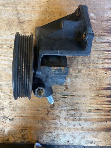 Oem mercruiser 8.2l 502 8.2 mag ho dts oem power steering pump