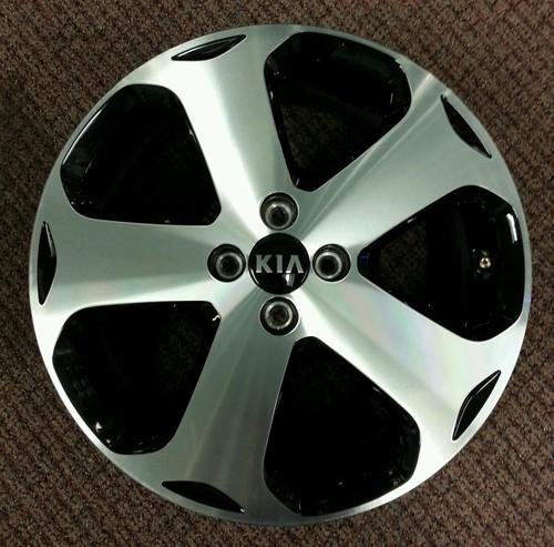 2012-2013 kia rio 17" factory original oem alloy wheel rim #74660