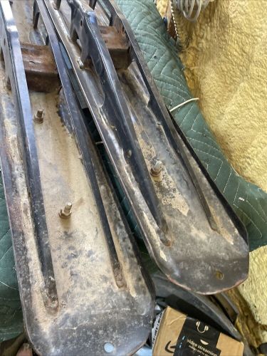 1993 polaris indy 440 skis runners metal set pair 261