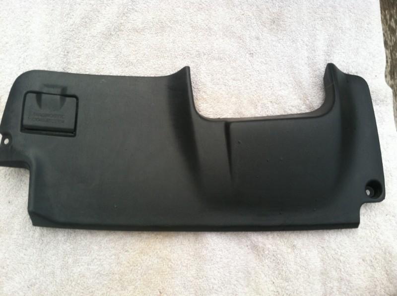 96 97 98 99 subaru legacy outback lh lower dash panel black steering column