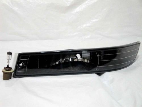 Chevy 00-05 impala driving fog light lamp l h w/light bulb new