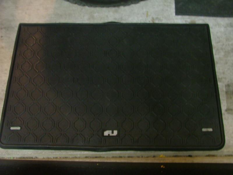 Toyota fj cruiser all weather rubber cargo mat oem 