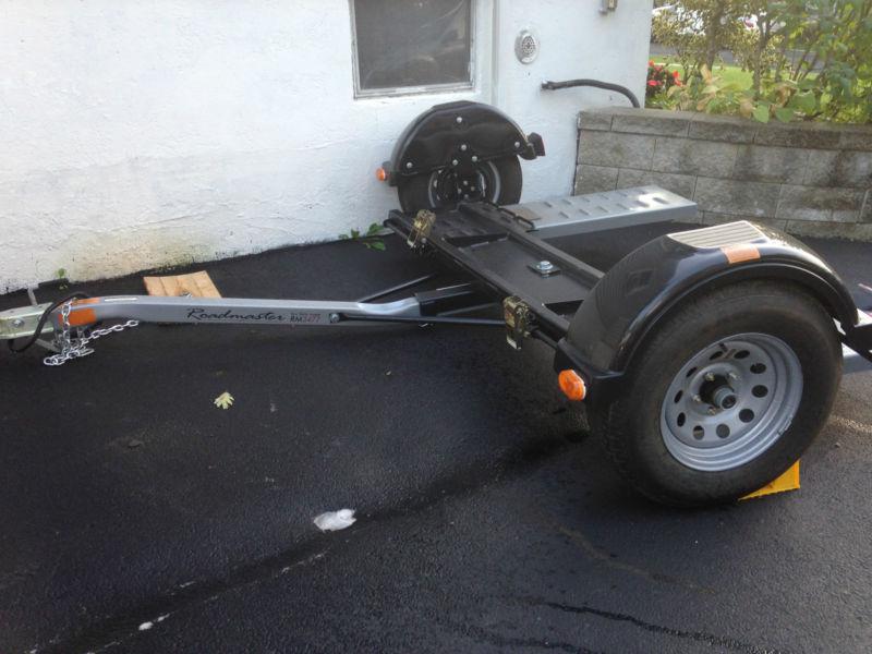 Roadmaster tow dolly model 3477 slightly used-set up w/electric brakes