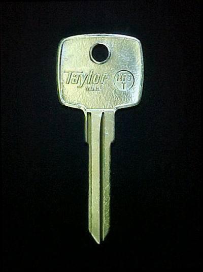 Vintage mercedes benz key blank m79t fits various models 1970 - 1978