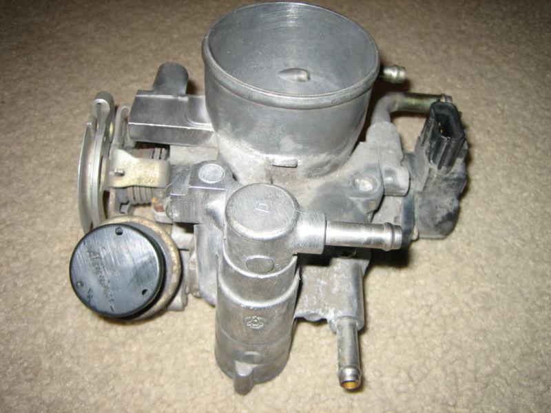 Throttle body 4 runner t100 toyota pickup 92 93 94 95