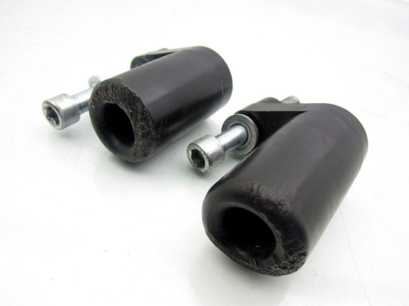 06 07 cbr 1000 rr cbr1000 cbr1000rr frame slider set