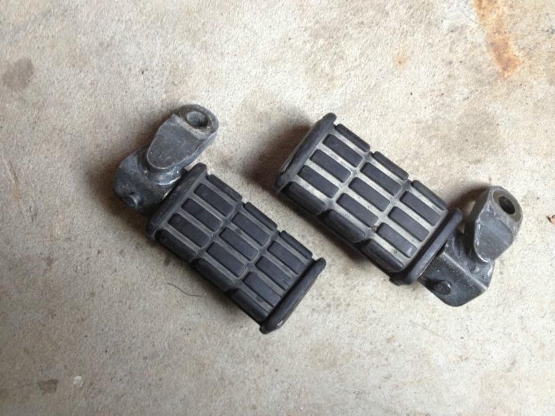 1983 yamaha virago xv750 midnight passenger foot pegs