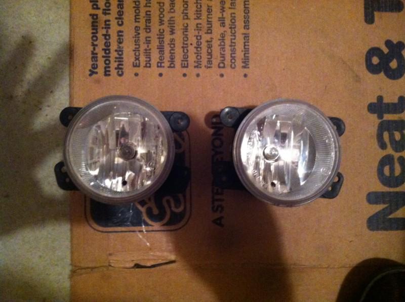 2007 - 2012 jeep wrangler factory fog light set, oem no reserve