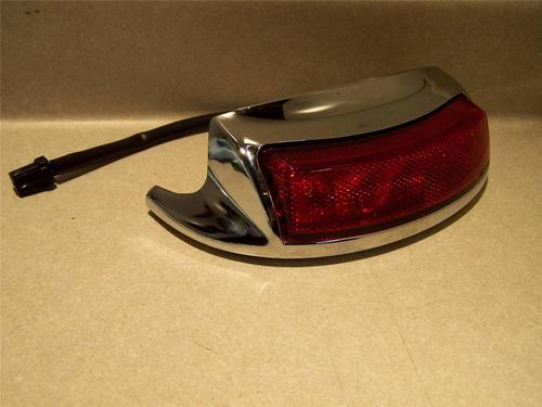 Used harley davidson rear fender tip light assembly p/n# 59685-10 flh,flhr{gpx