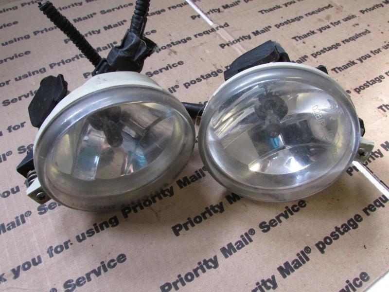 01 02 03 04 dodge dakota driver left + passenger fog/driving lights lamps 19504