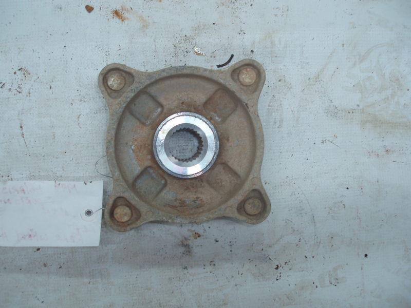 1999 335 polaris left rear wheel hub