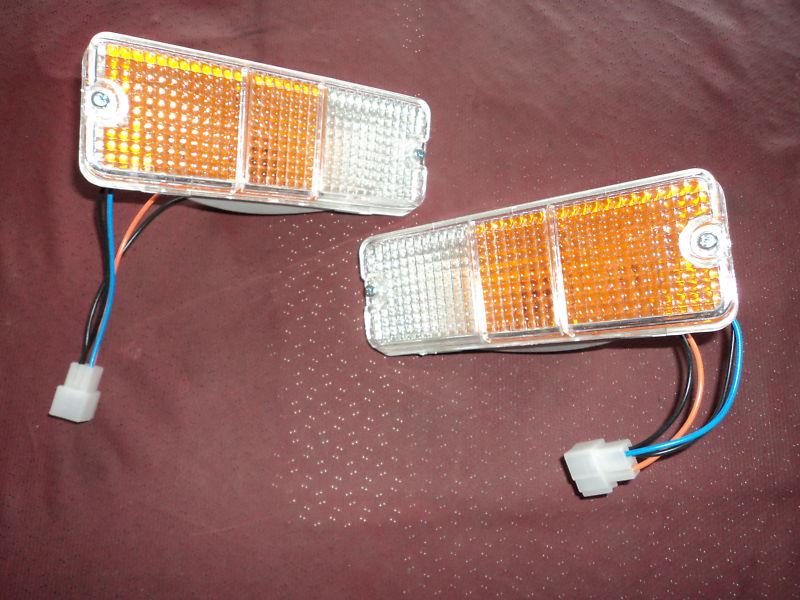 New 1979 mazda 929 front park turn light lamp pair rh lh bumper