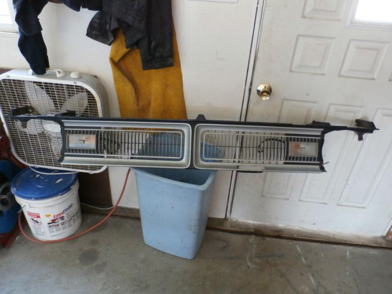 1970-71 dodge dart front grille