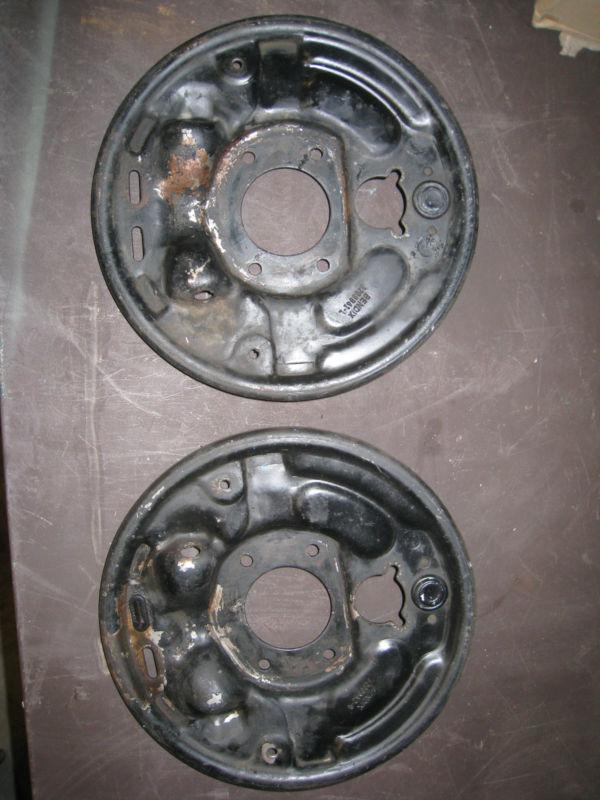 Jeep wrangler yj xj 87-89 cherokee dana 35 10" drum brake backing plates (used)