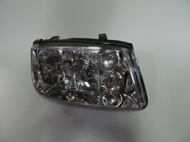 99 00 01 volkswagon jetta oem right headlight brand new!!