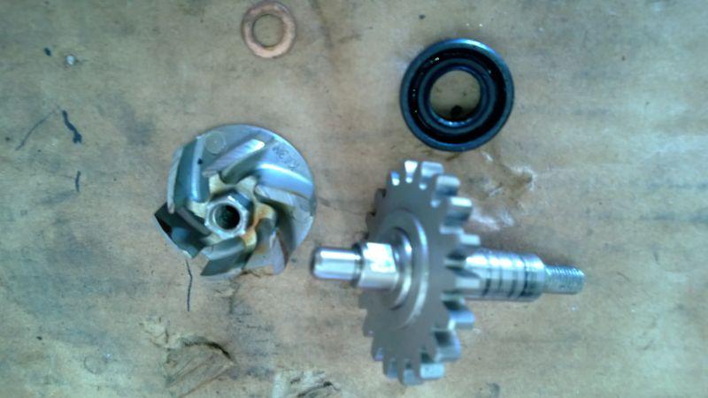 Kx250 kawasaki 1995 kx 250 95 water pump impeller with seal