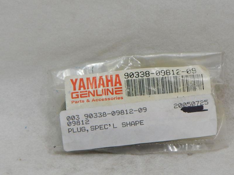 Yamaha 90338-09812-09 plug *new