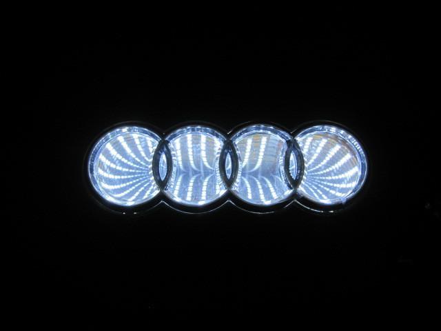 White 3d led waterproof dustproof car logo light badge lamp emblem audi q5/a3