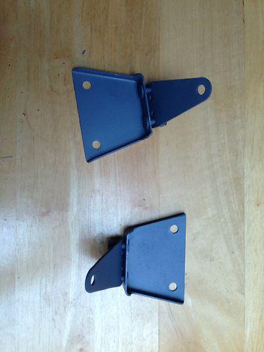 Original e-type jaguar horn mounting bracket assembly