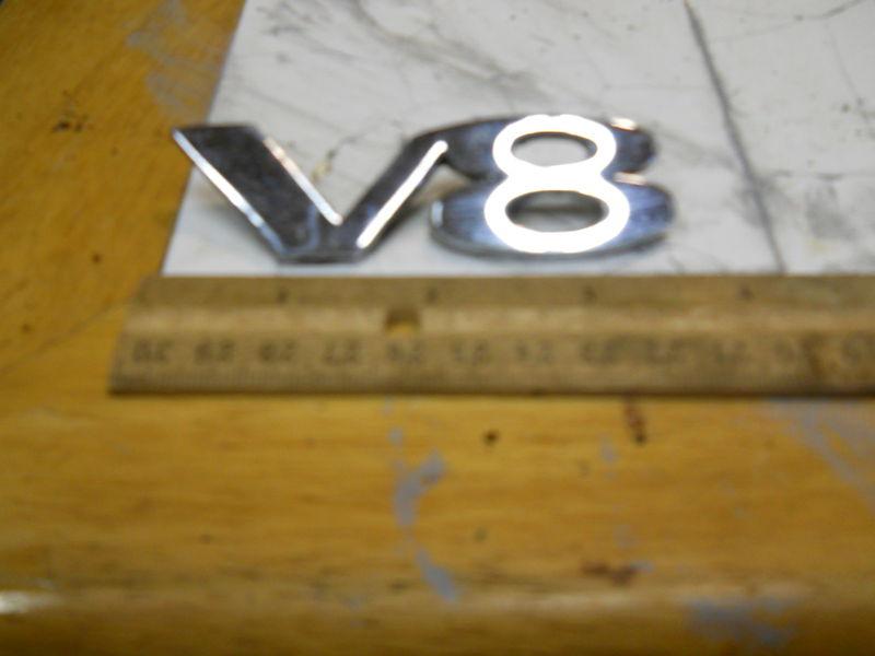 Rover v8 emblem