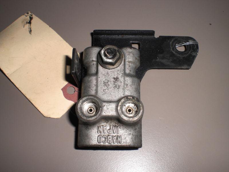 02-04 subaru impreza ts rs brake proportioning valve oem proportional