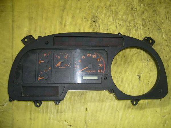 Isuzu forward , borneo , giga 2005 speedometer [0261400]