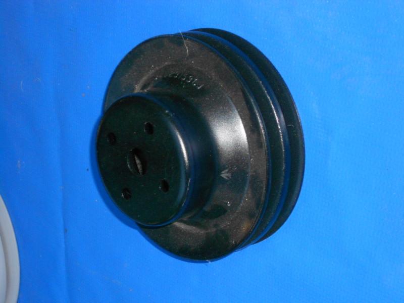 75- 81 corvette double groove water pump pulley 14023159 original