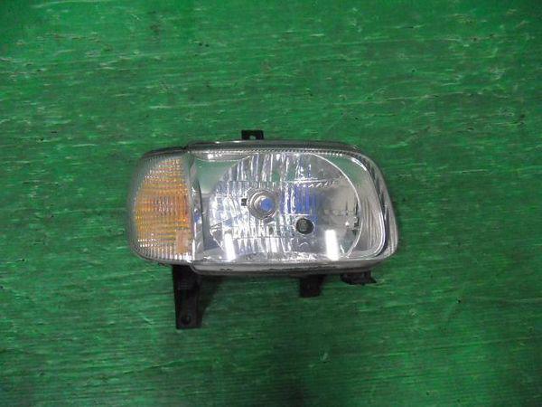 Daihatsu move 1999 right head light assembled [0110800]