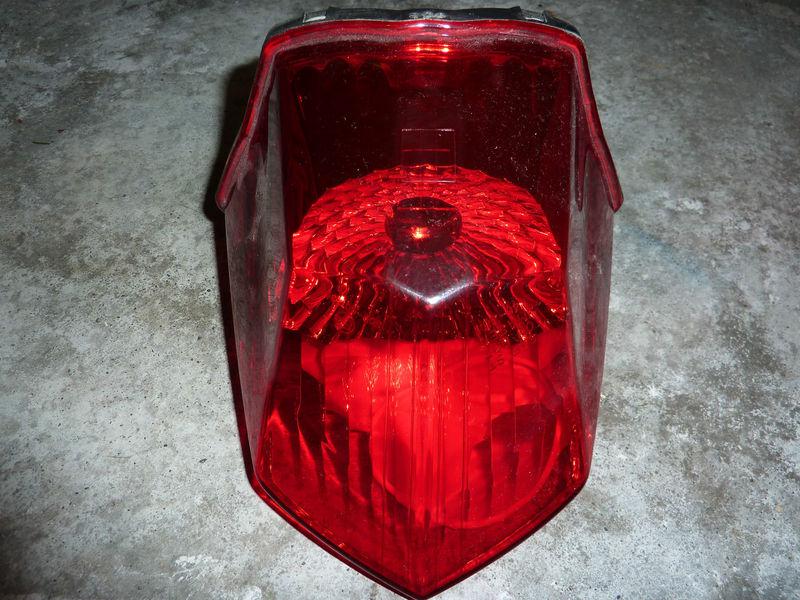 2009  yamaha fz6r tail light (used)