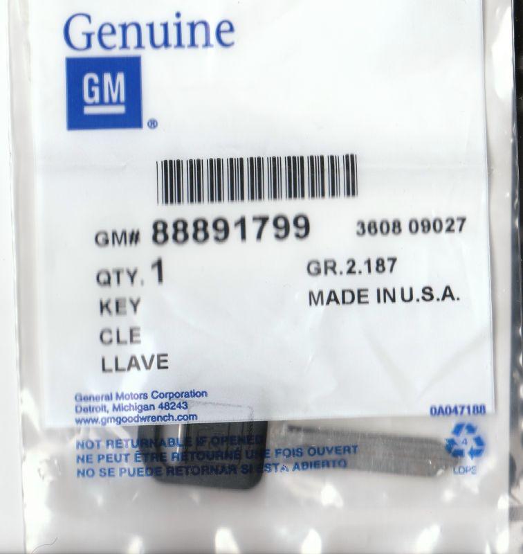  nos genuine gm pk#3 key blank part #88891799 in sealed package