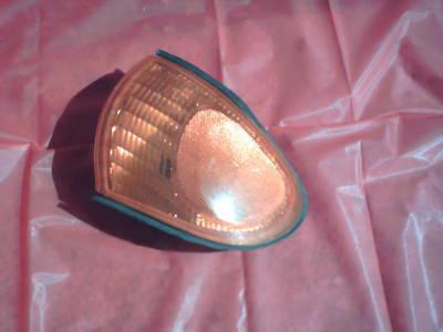 F1 1994 1995 1996 ford windstar right frnt marker light