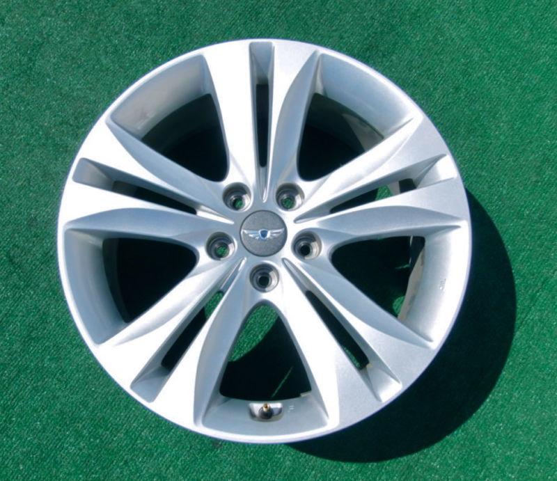 1 excellent genuine original oem hyundai genesis coupe front 18 inch wheel 70788