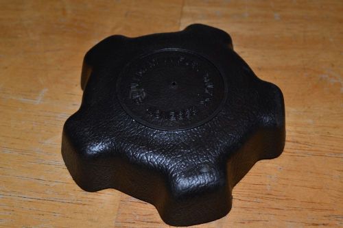 Skidoo fuel gas cap