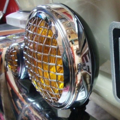 Volkswagen / porsche mesh grill style amber spot light by aircooled accessories.