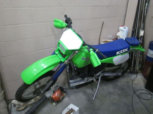 Kawasaki 200 kdx dirtbike