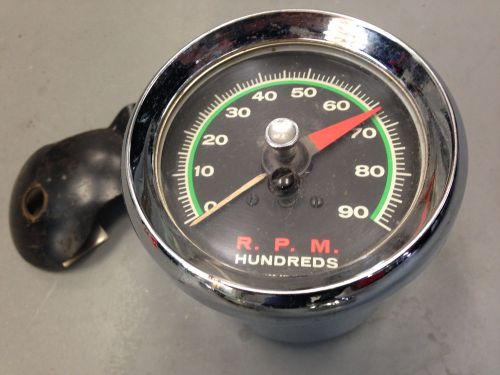 Sun sst-90 green line tachometer with chrome cup and mount