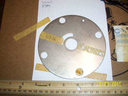 Omc stern drive water pump housing plate 313176  new old-stock 1960s