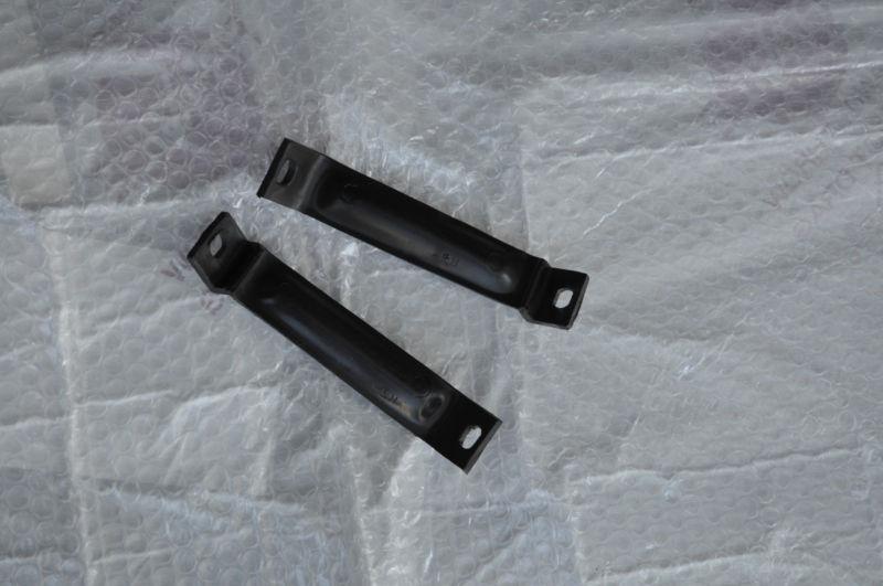 Bmw e30 325es  spoiler / large  air dam side brackets  l+r    nos oem