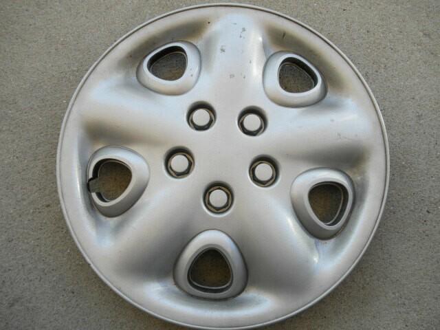 Dodge caravan 1994 1995 hubcap 5 hole 78071-h oem