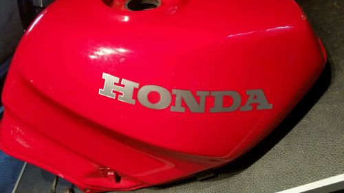 Near perfect honda 1991 1992 1993 vfr750 interceptor  fuel gas tank red