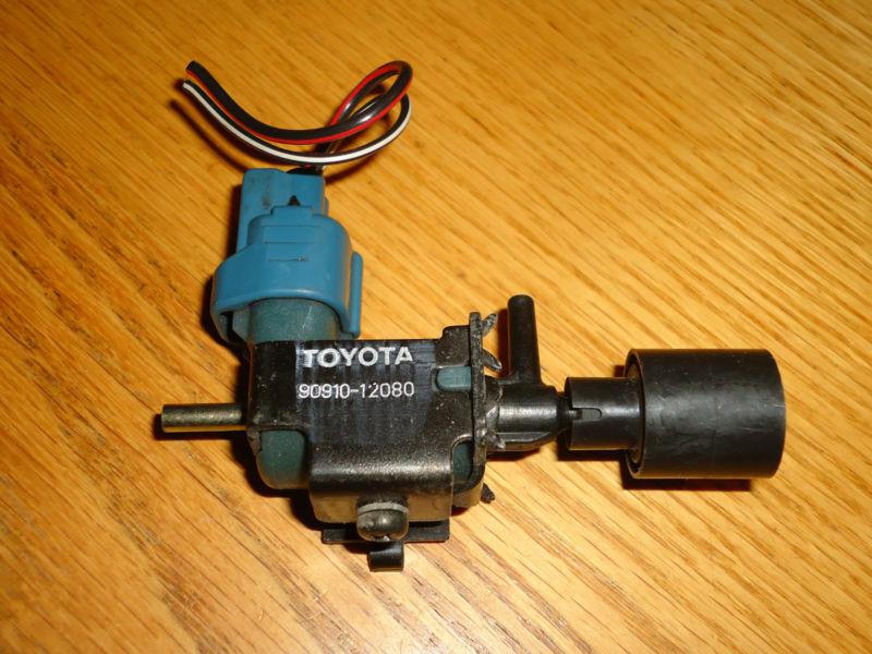 Toyota camry avalon lexus es300 vacuum switch valve vsv 90910-12080     **