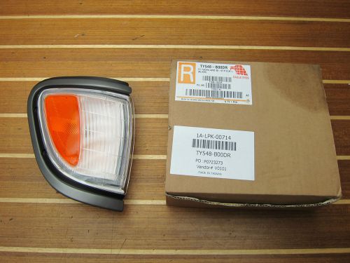 Toyota 95-97 tacoma 4wd passenger/ right side marker light eagle eyes ty548-b00r