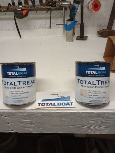 4 qts marine topside paint for boats