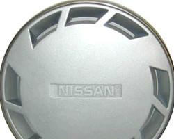 * 14 inch factory hubcap - nissan / datsun - stanza, etc... - 1986-1988