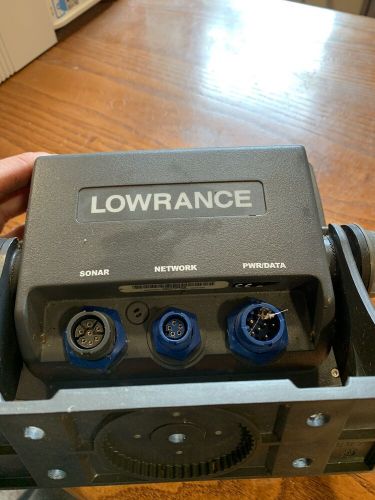 Lowrance x135 fish finder, mount, skimmer transducer and cover