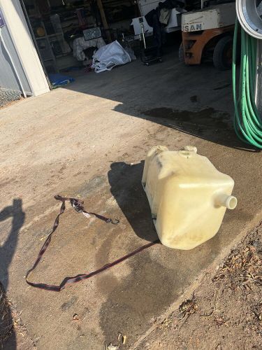 1996-97 polaris slt780 fuel tank