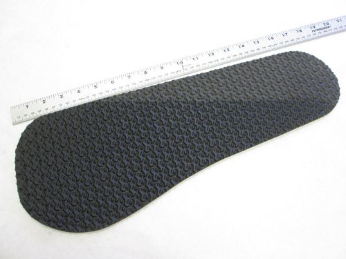 7tn84 mrc boat port non-skid step mat charcoal 18.5&#034;l