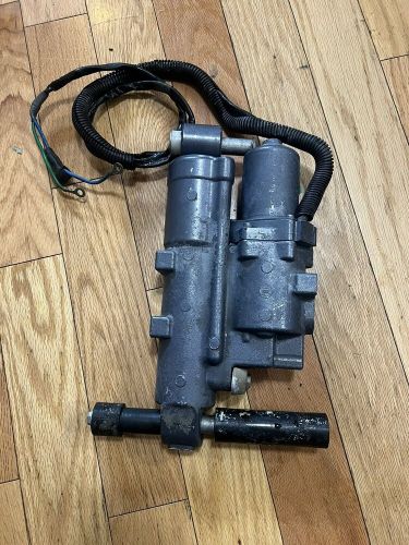 Yamaha 40 50 hp 2-stroke &amp; 4-stroke outboard f50 motor tilt trim unit 62y-43800