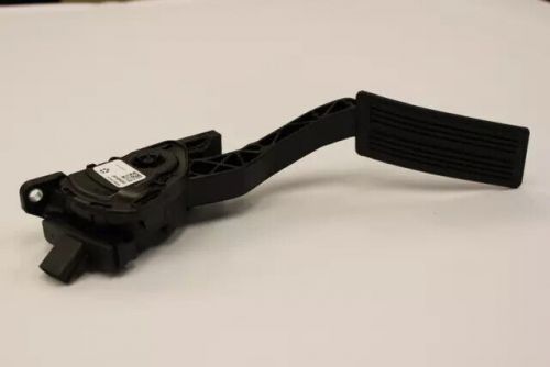 Genuine mopar accelerator pedal 53034004ae